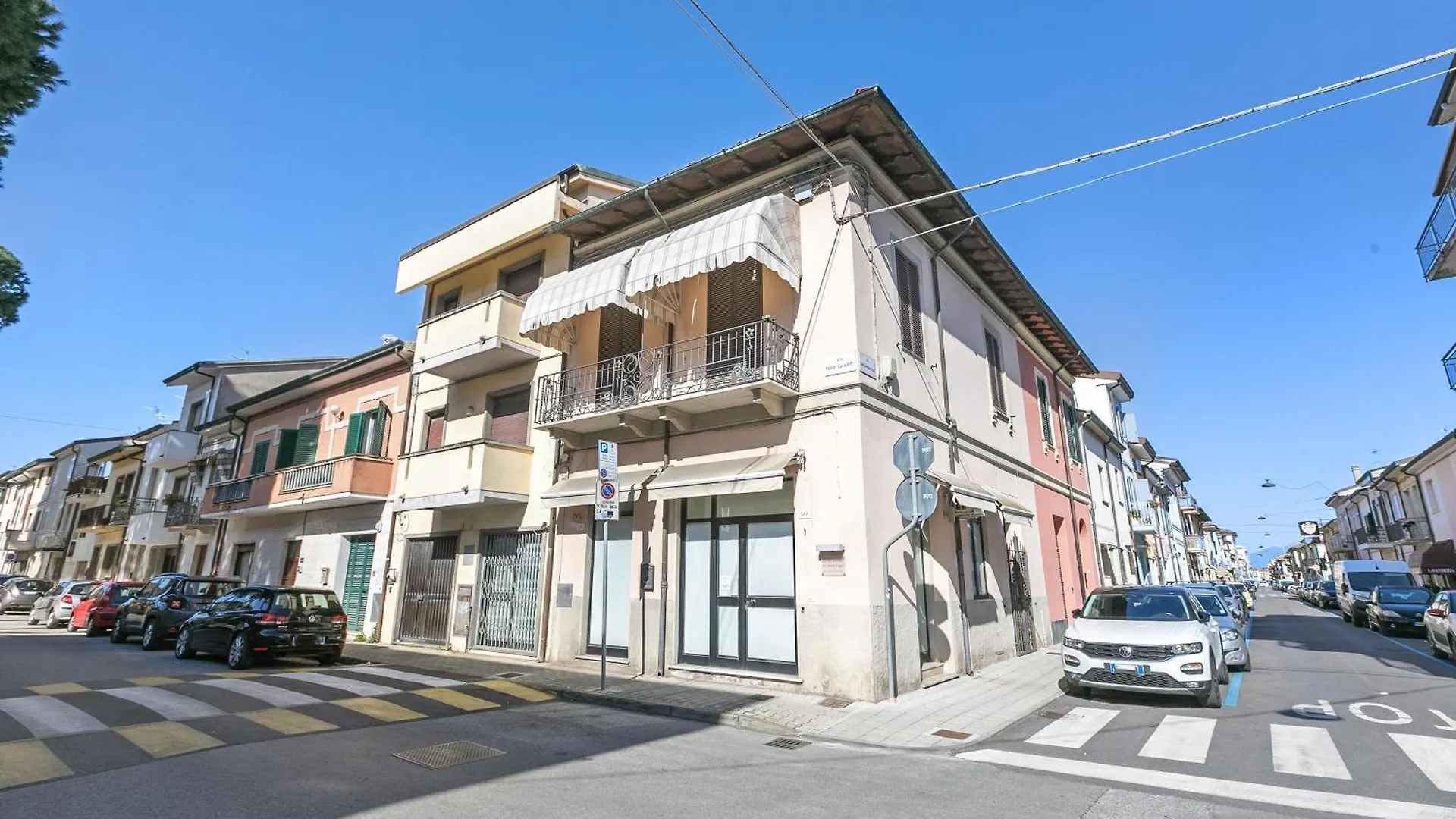 Appartamento Mako - 800M From The Beach - Happy Rentals Viareggio Apartment